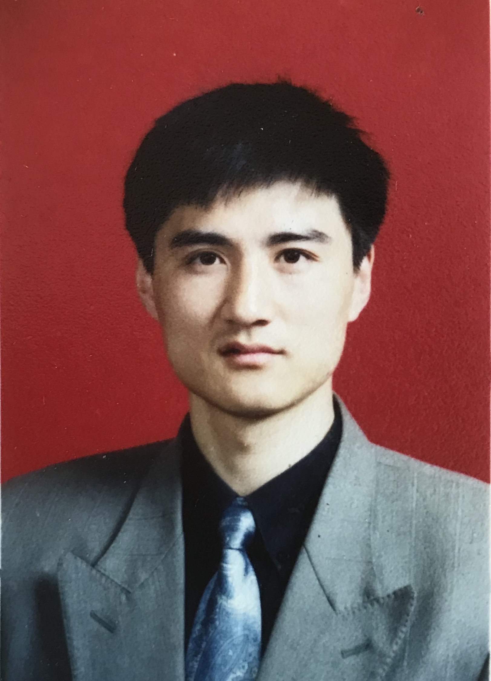 Dong, Shi-Hai