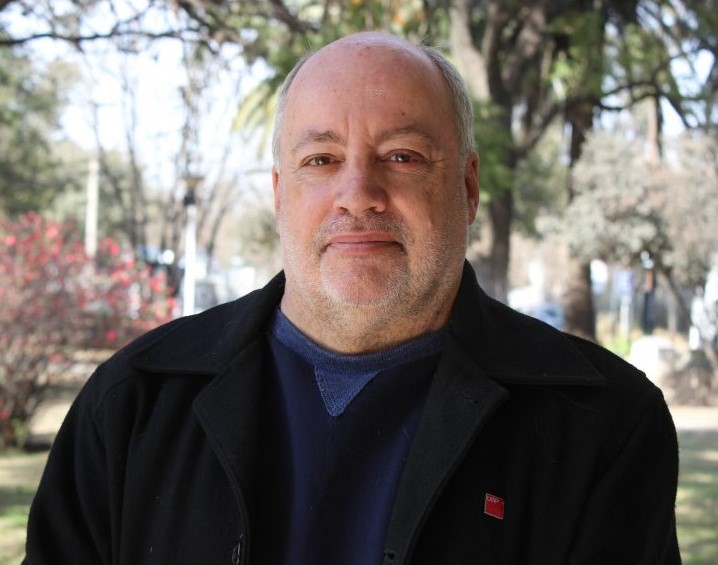 Dr. CARLOS PROSPERI