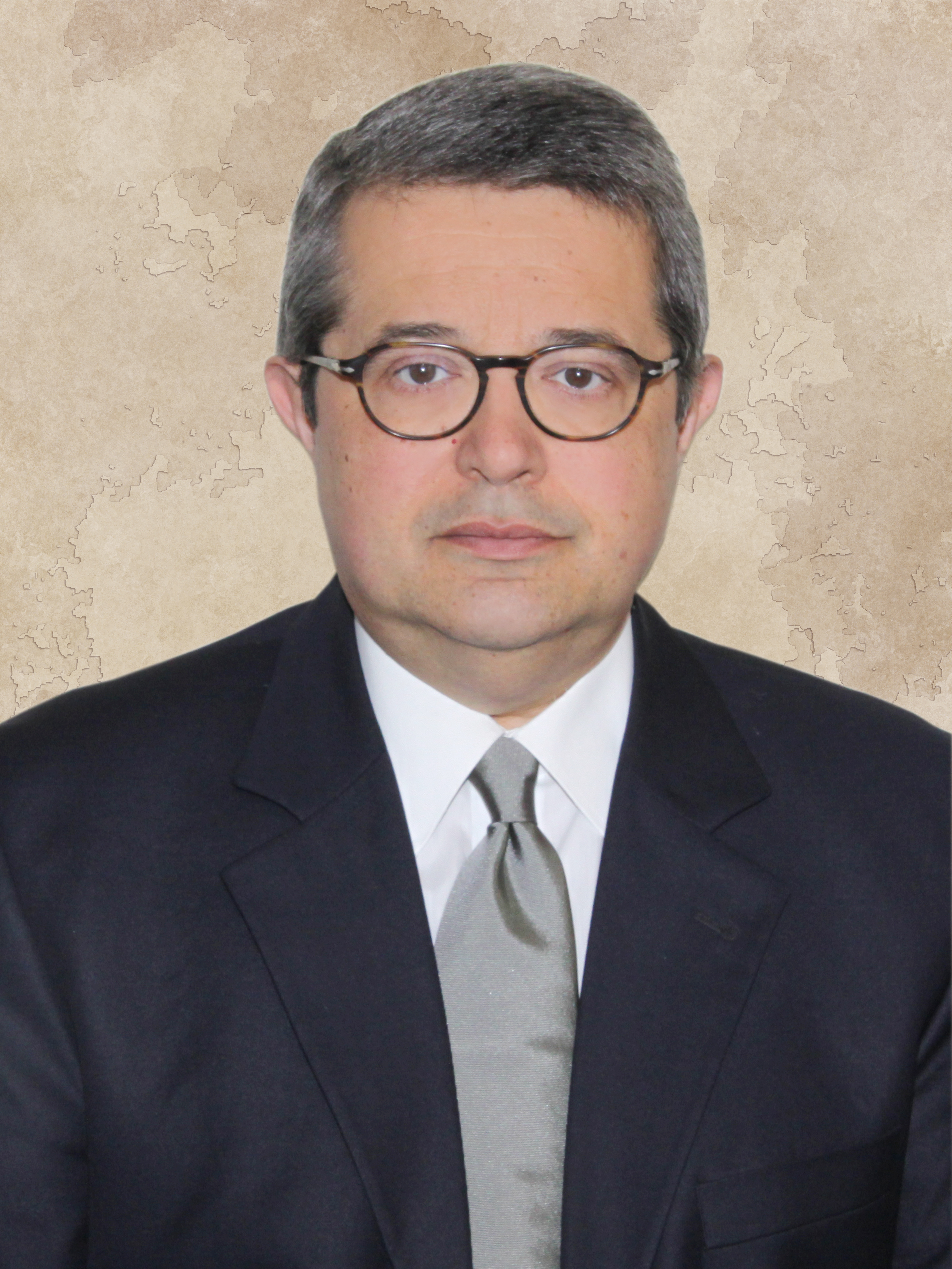 Dr. ManolisVarvounis