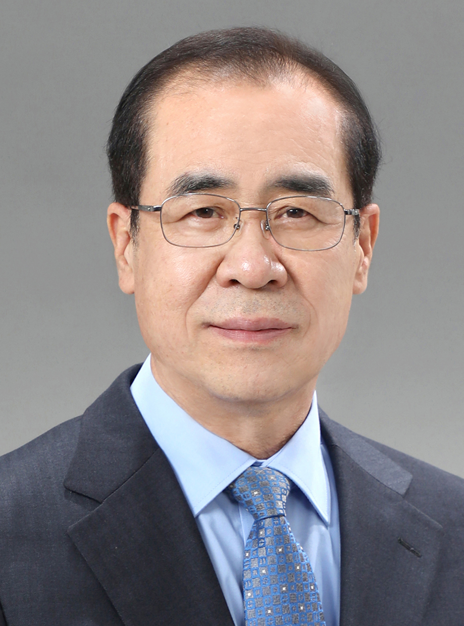 Eun Kyu Kim